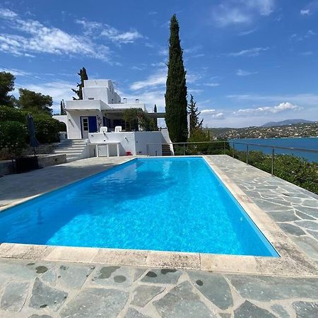 Retreat Villa By The Sea With Pool In Πόρτο Χέλι Εξωτερικό φωτογραφία