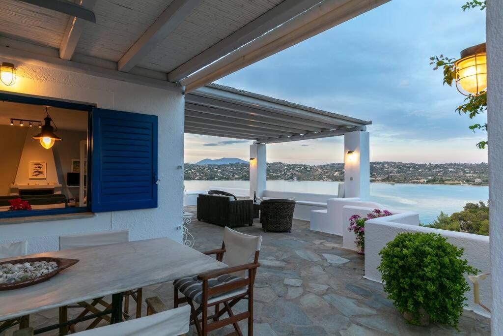 Retreat Villa By The Sea With Pool In Πόρτο Χέλι Εξωτερικό φωτογραφία